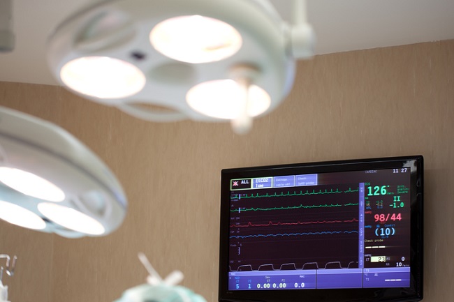 Operating room monitor and lights Operating room monitor and lights